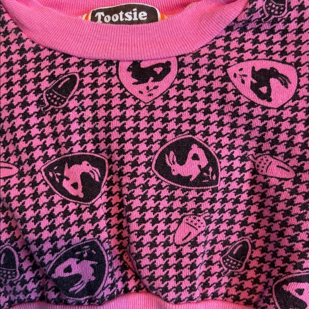 Rare vintage Tootsie roll bunny sweater, baby pink Easter - Picture 2 of 3